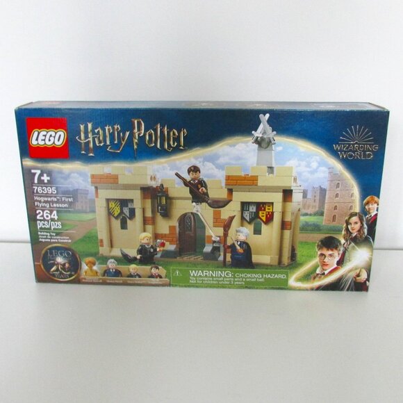 NEW Lego Hogwarts First Flying Lesson Set 76395, retired - Picture 1 of 6